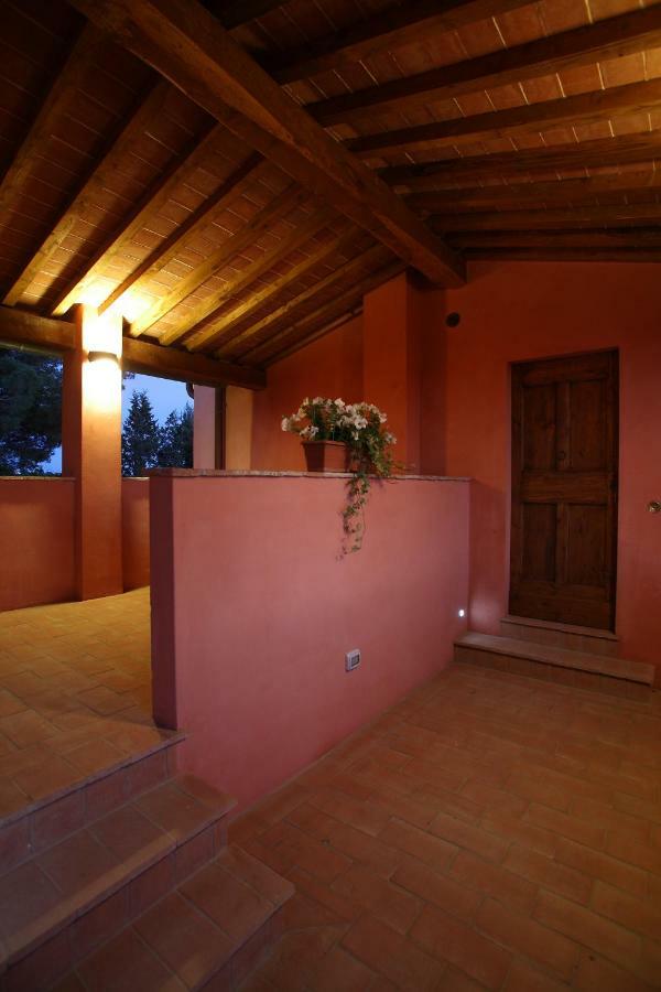 Agriturismo Podere La Casa بالايا المظهر الخارجي الصورة