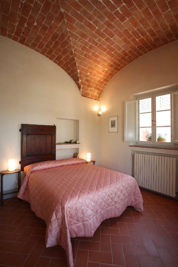 Agriturismo Podere La Casa بالايا المظهر الخارجي الصورة