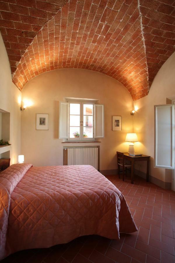 Agriturismo Podere La Casa بالايا المظهر الخارجي الصورة